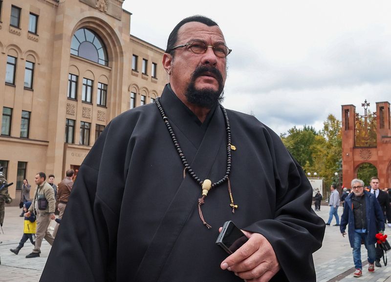 Стивен Сигал